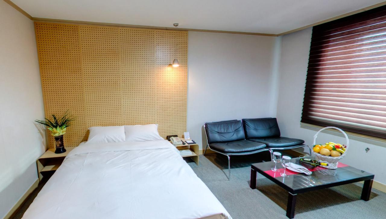 Changwon Hotel Quarto foto