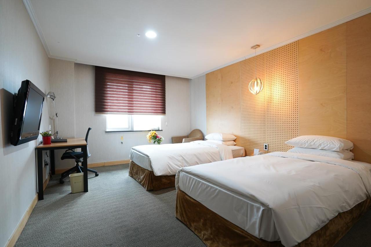 Changwon Hotel Exterior foto